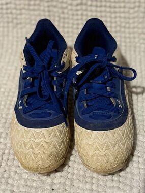 Under Armour Kids Blue and White Athletic Cleats - Baseball